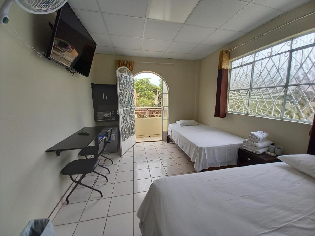 Kira'S House Hotel Piura Exterior photo